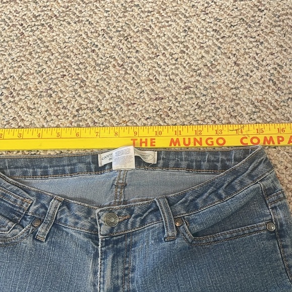 Canyon River Blues Denim Flare Jeans. Size 6 - Picture 9 of 11